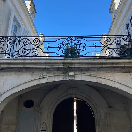 Maison d'hôtes Dans Particulier 18e Siecle Hyper Centre La Rochelle